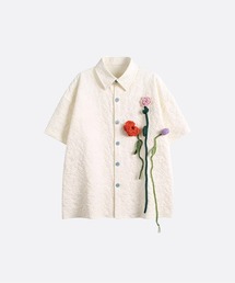 U:UME（ユーム）の「Flower Applique Emboss Short Sleeve Shirt（シャツ/ブラウス）」