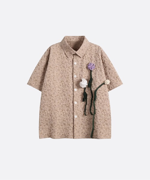 U:UME（ユーム）の「Flower Applique Emboss Short Sleeve Shirt（シャツ/ブラウス・メンズ・ホワイト/カーキ・MEDIUM/LARGE/X-LARGE/XX-LARGE）」の2枚目の写真
