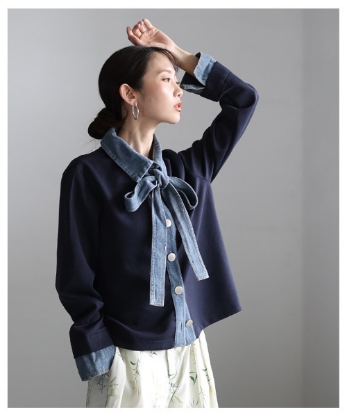 Sawa a la mode（サワアラモード）の「リボンタイ付き異素材スウェットトップス（シャツ/ブラウス・レディース・グレー/レッド/ネイビー・FREE）」の17枚目の写真