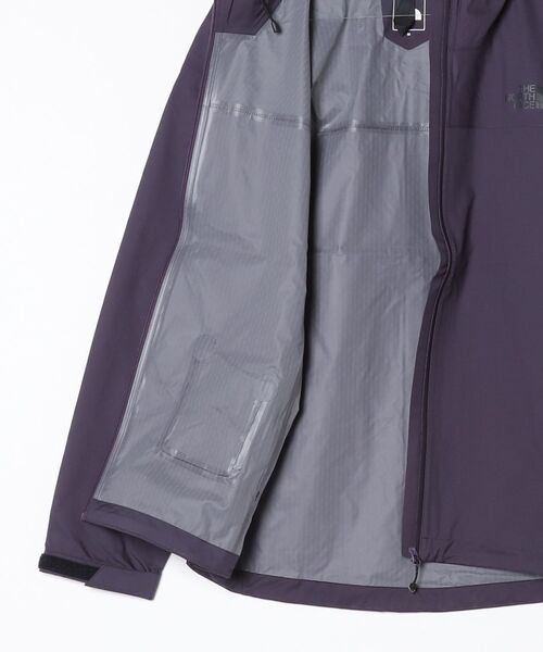 THE NORTH FACE(ザノースフェイス)の「ザ ノース フェイス THE NORTH FACE Venture Jacket ベンチャージャケット(ナイロンジャケット・メンズ・ブラック/ダークパープル・M/L/LL/3L)」の8枚目の写真