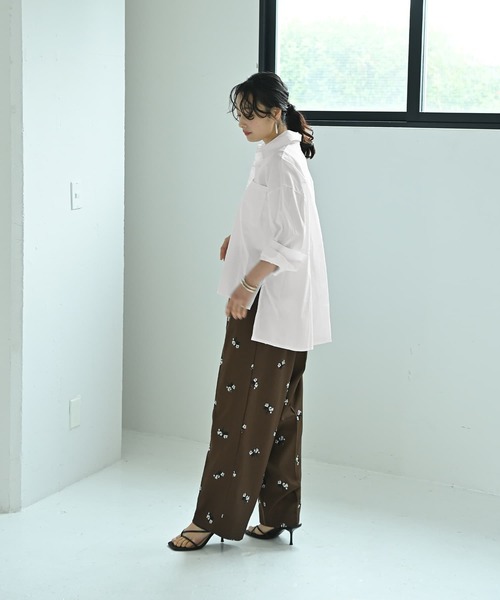 STYLE DELI(スタイルデリ)の「【BLK001】前後差ヘムラインビッグシャツ(シャツ/ブラウス・レディース・ホワイト/ブラック・FREE)」の3枚目の写真