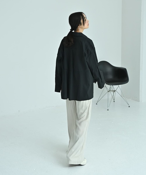 STYLE DELI(スタイルデリ)の「【BLK001】前後差ヘムラインビッグシャツ(シャツ/ブラウス・レディース・ホワイト/ブラック・FREE)」の14枚目の写真