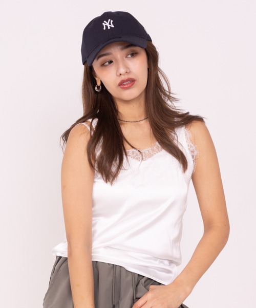 NEW ERA(ニューエラ)の「【NEW ERA/ニューエラ】9TWENTY MLB NY YANKEES MINI LOGO CAP ニューヨークヤンキース キャップ 帽子 ユニセックス(キャップ・レディース・ネイビー/チャコールグレー/ブラック/ライトベージュ・FREE)」の13枚目の写真