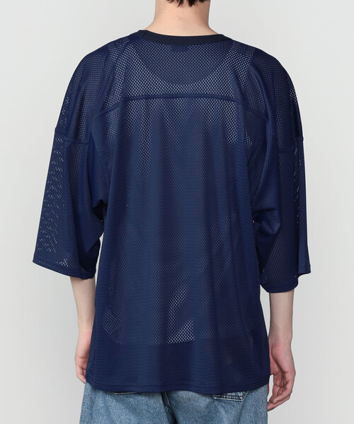 SEDAN ALL-PURPOSE(セダンオールパーパス)の「SEDAN ALL-PURPOSE | メッシュ フットボールTシャツ MEN(Tシャツ/カットソー・メンズ・ネイビー/ワイン・L/M/XL)」の6枚目の写真