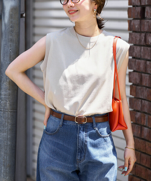 FREAK'S STORE（フリークスストア）の「限定展開　ノースリーブ Tシャツ（Tシャツ/カットソー・レディース・ブラウン/ライトグレー/イエロー/ブルー/ナチュラル/オフホワイト/ライトピンク/ブラック・ﾌﾘ-）」の9枚目の写真