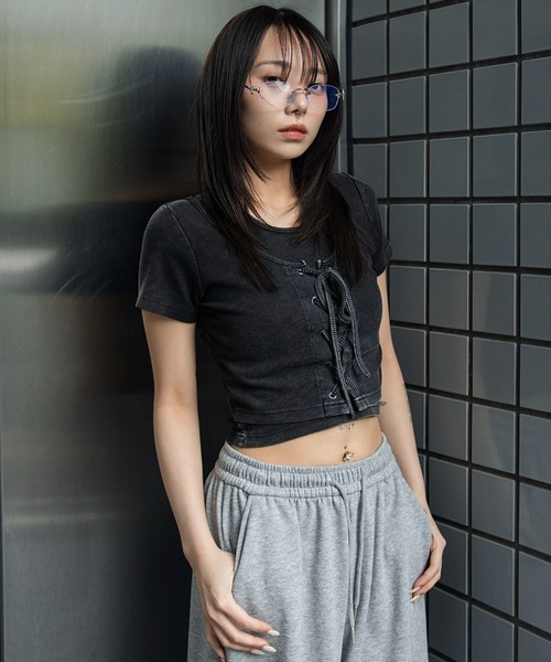 WEGO(ウィゴー)の「WEGO/【26年春夏新作】ヴィンテージライクレースアップT(Tシャツ/カットソー・レディース・スミクロ/ホワイト/ホワイト系その他/ブラウン・FREE)」の1枚目の写真