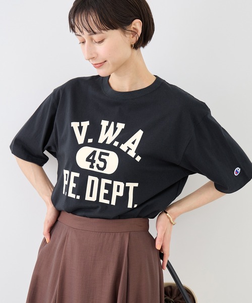 Champion（チャンピオン）の「【Champion/チャンピオン別注】アソートロゴプリントオーバーサイズTシャツ/リンクコーデ（Tシャツ/カットソー・レディース・ブラック系その他/ブラック/ホワイト系その他/ホワイト系その他2・FREE）」の10枚目の写真