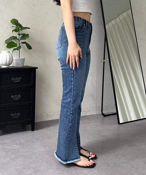 prose verse(プロズヴェール)の「フロントスリットストレッチデニムパンツ(デニムパンツ・レディース・ブルー・PL/PM/LARGE/MEDIUM/TL)」の4枚目の写真