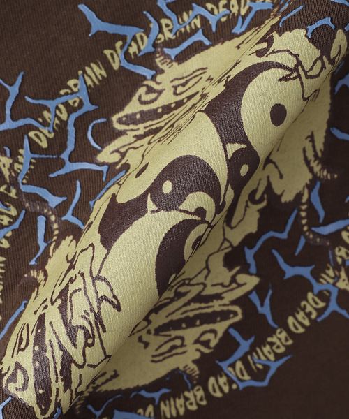 BRAIN DEAD(ブレインデット)の「BRAIN DEAD / ブレインデッド YING YANG RUN T-SHIRT(Tシャツ/カットソー・メンズ・ブラウン・LARGE/MEDIUM)」の5枚目の写真