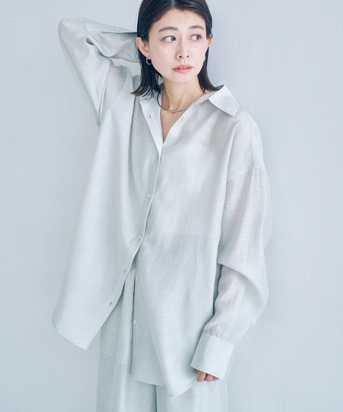 Obis＆（オビスアンド）の「マルチWay シアーシャツ＆スカーフセット（シャツ/ブラウス・レディース・セージグリーン/オフホワイト・FREE）」の5枚目の写真
