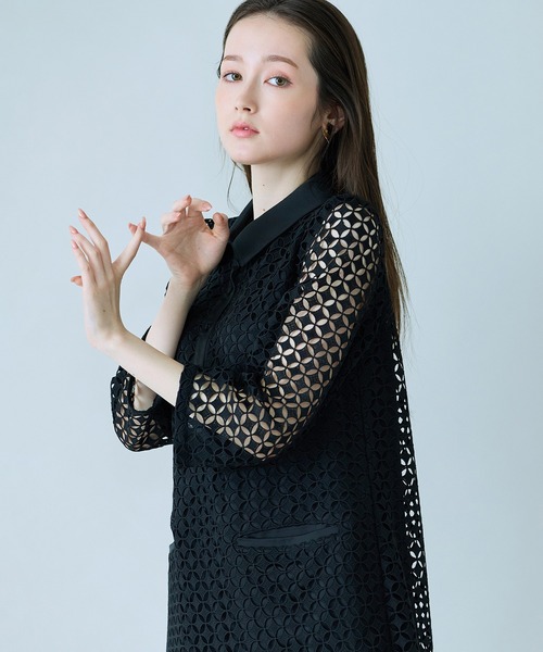 Audie a Muses(オーディアミューズ)の「【人気のため追加】ラグジュアリーレースワンピース(ワンピース・レディース・オフホワイト/ブラック・38/40/42)」の10枚目の写真