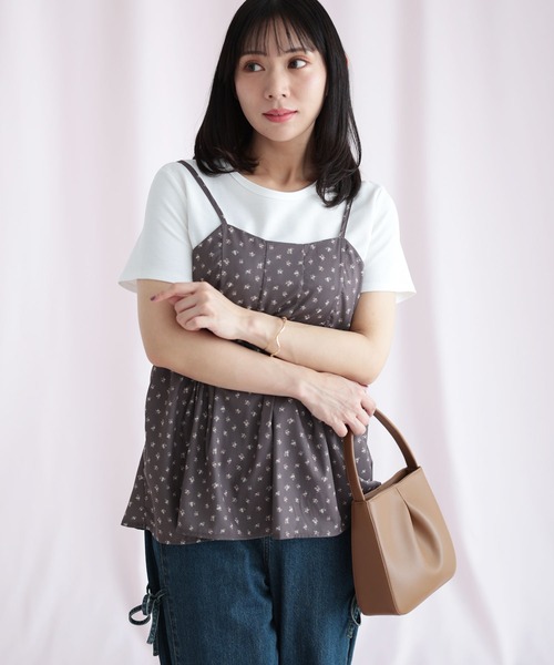 Ruwan yu(ルワンユー)の「小花柄バックシャーリングビスチェチュニック(キャミソール・レディース・ブラウン・L/LL/3L/4L)」の11枚目の写真