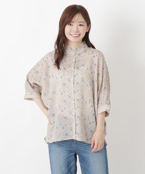 one'sterrace(ワンズテラス)の「ドビーストライプ 花柄ドルマンブラウス(シャツ/ブラウス・レディース・ネイビー系5/アイボリー系8/ライトグレー系8・02)」の1枚目の写真