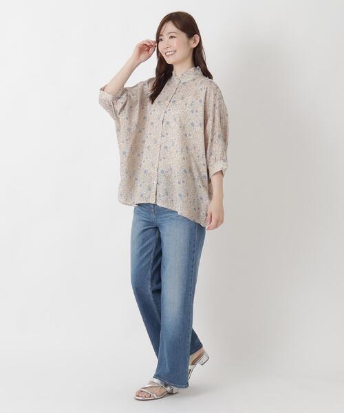 one'sterrace(ワンズテラス)の「ドビーストライプ 花柄ドルマンブラウス(シャツ/ブラウス・レディース・ネイビー系5/アイボリー系8/ライトグレー系8・02)」の8枚目の写真