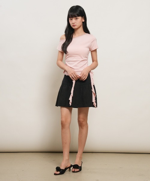 GENERAL IDEA(ジェネラルアイデア)の「【GENERAL IDEA】メッシュトリミングワンショルダーTシャツ / MESH TRIM ONE-SHOULDER T-SHIRT(Tシャツ/カットソー・レディース・ブラック/ピンク/ホワイト・L/M/S)」の11枚目の写真