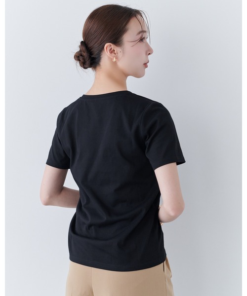 Olume (オリュム)の「ロゴエンブロイダリーTシャツ(Tシャツ/カットソー・レディース・ホワイト/ブラック・FREE)」の12枚目の写真