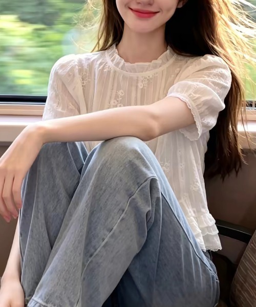 LUCPY（ラクピー）の「レース刺繍フリルブラウス（シャツ/ブラウス・レディース・ホワイト・MEDIUM/SMALL/LARGE）」の3枚目の写真