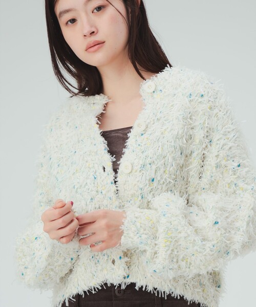 BEAMS HEART(ビームスハート)の「リボン × ノットヤーン カーディガン(カーディガン/ボレロ・レディース・ネイビー/ベージュ/ホワイト系その他5・FREE)」の2枚目の写真