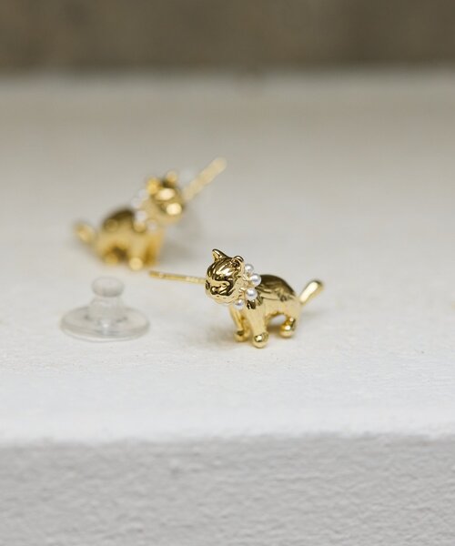 ear PAPILLONNER(イアパピヨネ)の「《WEB限定》おしゃまなミネットピアス(ピアス(両耳用)・レディース・ゴールド系その他2/シルバー系その他/ゴールド系その他/シルバー系その他2・FREE)」の4枚目の写真