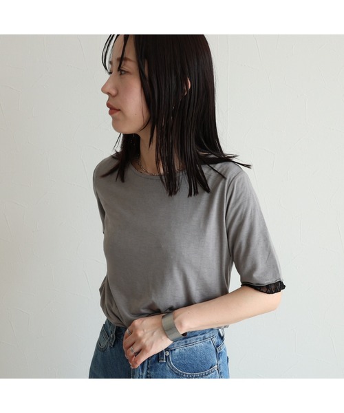 zena(ジェナ)の「シアー天竺×レースリバーシブルTEE(Tシャツ/カットソー・レディース・グレー系その他/ブラウン系その他・FREE)」の7枚目の写真