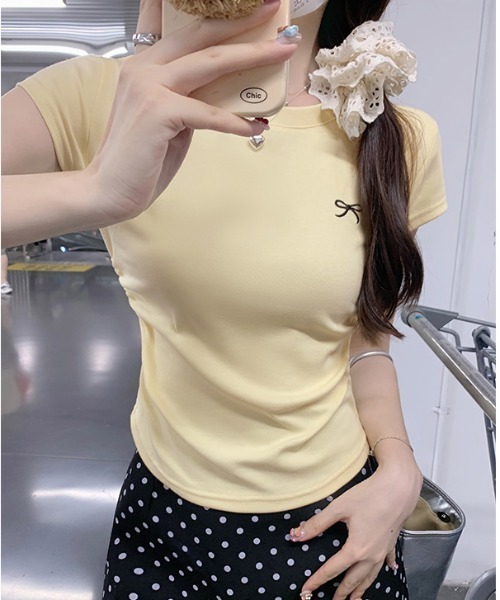 semuse（セミューズ）の「ワンポイントリボン刺繍Tシャツ（Tシャツ/カットソー・レディース・ライトグレー/ライトイエロー/ホワイト・FREE）」の21枚目の写真