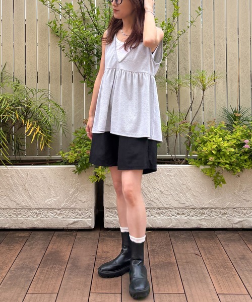 ISOOK(アイスー)の「【ISOOK / アイスー】ペプラムレイヤードリブワンピース / セットアイテム セットアップ キャミワンピ ビスチェ 重ね着 マキシ ロング 夏(ワンピース・レディース・グレー/ブラック・FREE)」の13枚目の写真