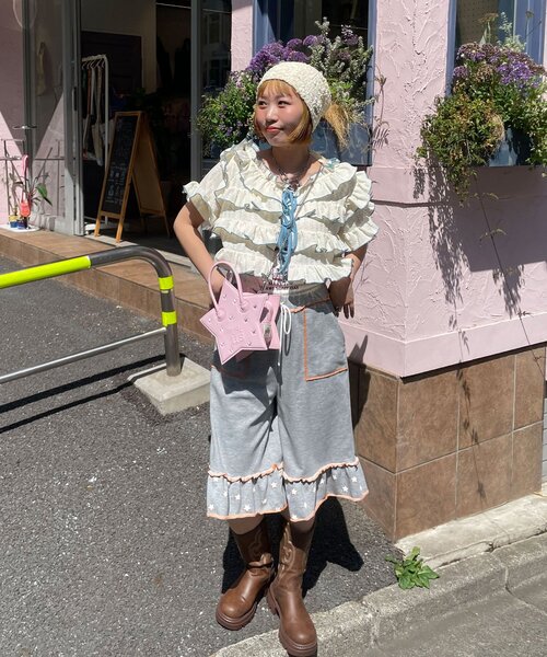 HELLO.SANFRANCISCO(ハローサンフランシスコ)の「【HELLO.SANFRANCISCO/ハローサンフランシスコ】裾フリル星柄スウェットハーフパンツ(その他パンツ・レディース・グレー/ライトグレー・ONE SIZE)」の6枚目の写真