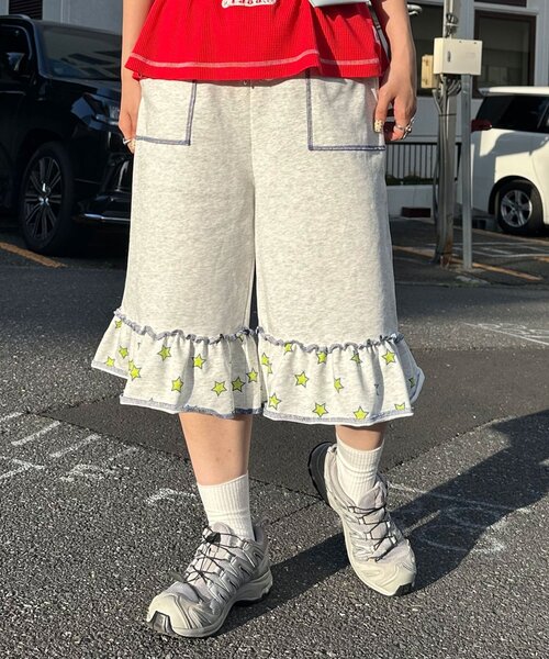 HELLO.SANFRANCISCO(ハローサンフランシスコ)の「【HELLO.SANFRANCISCO/ハローサンフランシスコ】裾フリル星柄スウェットハーフパンツ(その他パンツ・レディース・グレー/ライトグレー・ONE SIZE)」の17枚目の写真