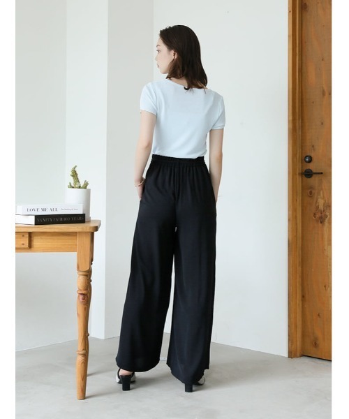 fifth(フィフス)の「【kokoセレクト】ドロスト付きフェイクボタンリラックスパンツ(その他パンツ・レディース・グレー/ブラック/ブラウン・M/XS)」の9枚目の写真