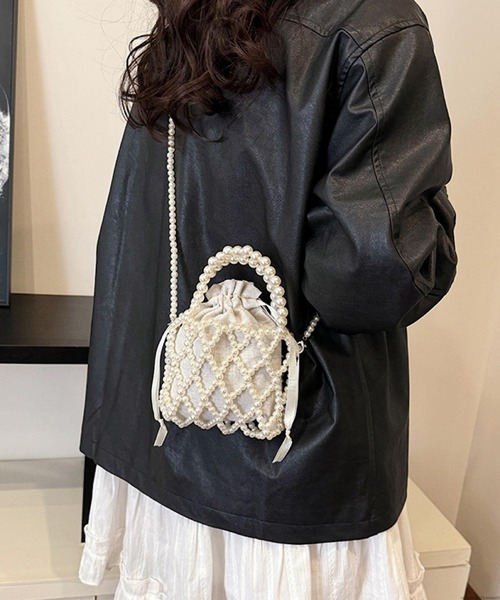 Mignonjour(ミニョンジュール)の「Mignonjour/パール ビーズ2WAYミニバッグ M2946(ハンドバッグ・レディース・ホワイト/ブラック・FREE)」の11枚目の写真