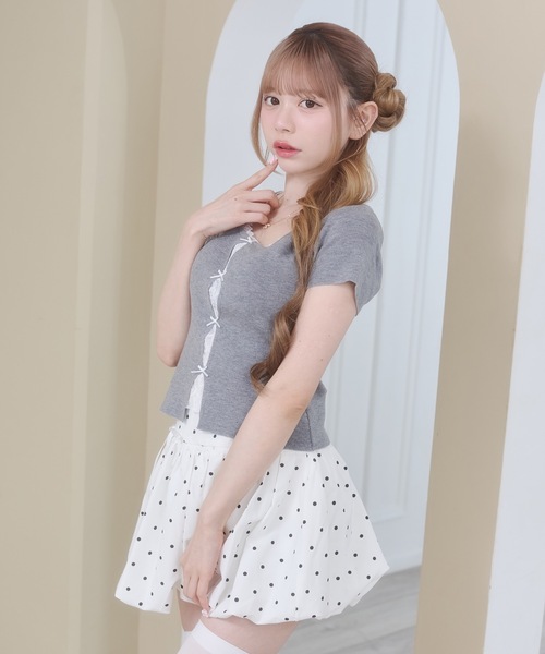 Rmine(アールマイン)の「フロントレース リボン リブ トップス(半袖)(Tシャツ/カットソー・レディース・ブルー/グレー/ピンク・FREE)」の5枚目の写真