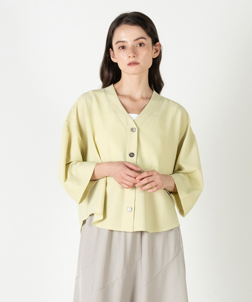 MELROSE claire(メルローズ クレール)の「【Vネックカットカーディガン】(カーディガン/ボレロ・レディース・ブラック/ブラウン/イエロー・FREE)」の1枚目の写真