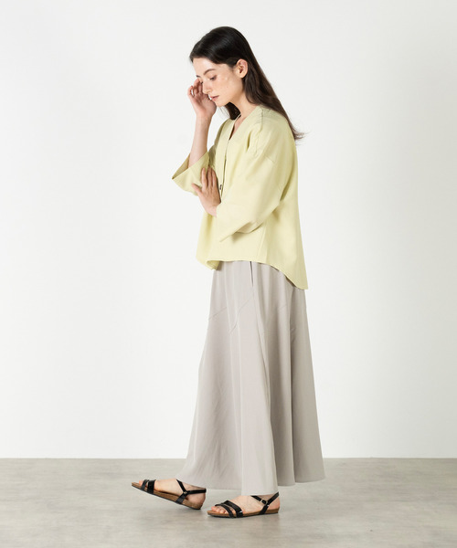 MELROSE claire(メルローズ クレール)の「【Vネックカットカーディガン】(カーディガン/ボレロ・レディース・ブラック/ブラウン/イエロー・FREE)」の8枚目の写真