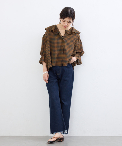 IENA(イエナ)の「BLACK クロップドデニムパンツ(デニムパンツ・レディース・アイボリー/ブルー系その他・34/38/36)」の15枚目の写真