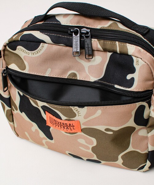 UNIVERSAL OVERALL(ユニバーサルオーバーオール)の「【UNIVERSAL OVERALL】Action Square Waist Bag(ボディバッグ/ウエストポーチ・メンズ・カモフラージュ/ブラック・FREE)」の8枚目の写真