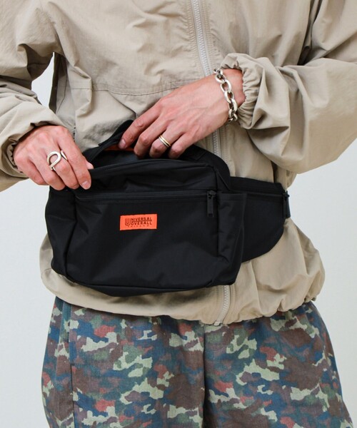 UNIVERSAL OVERALL(ユニバーサルオーバーオール)の「【UNIVERSAL OVERALL】Action Square Waist Bag(ボディバッグ/ウエストポーチ・メンズ・カモフラージュ/ブラック・FREE)」の16枚目の写真