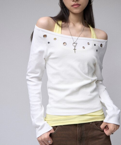 WHO'S WHO gallery(フーズフーギャラリー)の「【WEB限定/26AW新色あり】アイレットオフショルトップス(Tシャツ/カットソー・レディース・ブラック/サックスブルー/オフホワイト/パープル/チャコールグレー・FREE)」の9枚目の写真