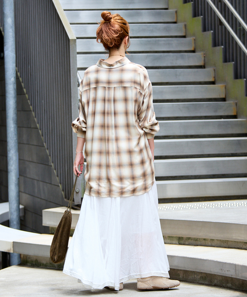 MOHI(モヒ)の「MOHI / モヒ スウェードスニーカー(スニーカー・レディース・ベージュ/ブラウン・X-SMALL/LARGE/MEDIUM/SMALL)」の10枚目の写真