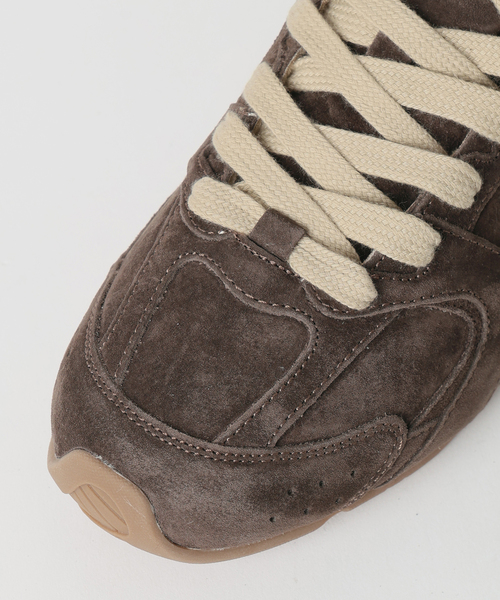 MOHI(モヒ)の「MOHI / モヒ スウェードスニーカー(スニーカー・レディース・ベージュ/ブラウン・X-SMALL/LARGE/MEDIUM/SMALL)」の22枚目の写真