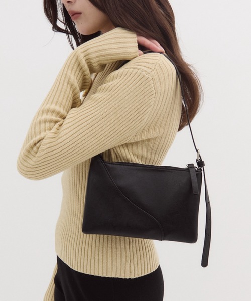FUULLY STUDIO(フーリィーステューディオ)の「スクエアミニショルダーバッグ(ショルダーバッグ・レディース・ピンク/ブラック・FREE)」の2枚目の写真