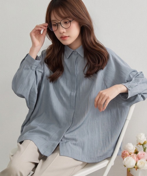 Sew loop(ソーループ)の「BOXYドルマンスリーブルーズフィットブラウスシャツ(シャツ/ブラウス・レディース・ホワイト/ライトブルー/グレー・FREE)」の3枚目の写真