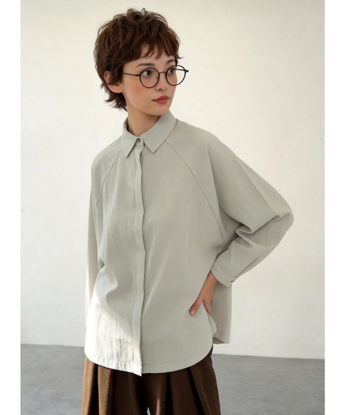Sew loop(ソーループ)の「BOXYドルマンスリーブルーズフィットブラウスシャツ(シャツ/ブラウス・レディース・ホワイト/ライトブルー/グレー・FREE)」の13枚目の写真