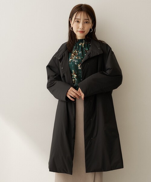 UNTITLED(アンタイトル)の「【撥水/軽量/薄中綿入り】スタンドカラーコート(その他アウター・レディース・ナチュラル/ブラック/カーキ・00/01/02/04/44/48)」の1枚目の写真