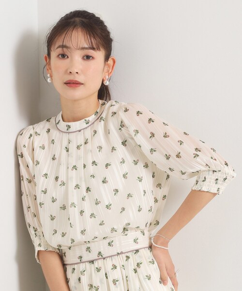 ITS'DEMO(イッツデモ)の「<Philly chocolateコラボ>花柄ブラウス(シャツ/ブラウス・レディース・アイボリー/グリーン系・00)」の1枚目の写真