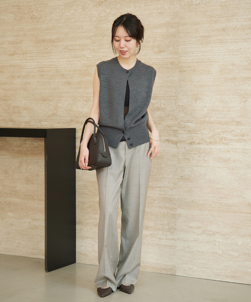 plage(プラージュ)の「2Way Knit ベスト(ベスト・レディース・チャコールグレー/ベージュ・FREE)」の6枚目の写真