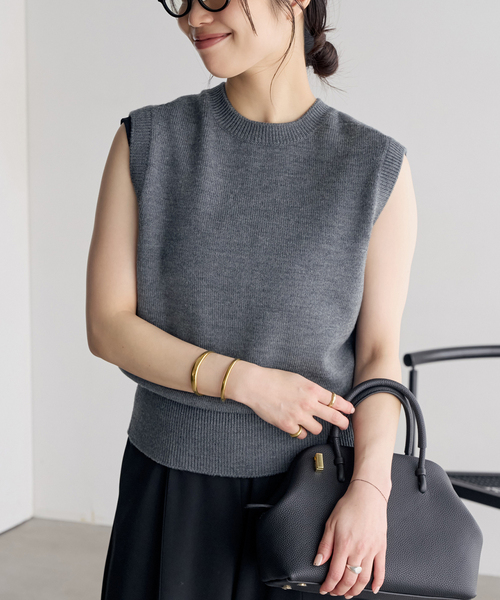 plage(プラージュ)の「2Way Knit ベスト(ベスト・レディース・チャコールグレー/ベージュ・FREE)」の21枚目の写真