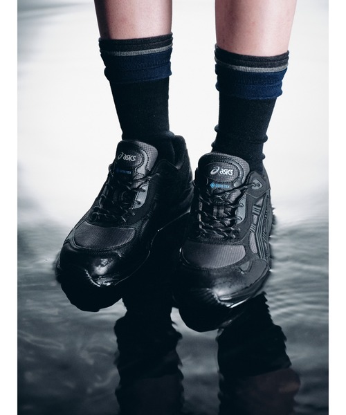 ASICS(アシックス)の「GEL-NYC 2.0 GTX / ゲルエヌワイシー 2.0 ゴアテックス(スニーカー・メンズ・ホワイト×グレー/ブラック×グレー・24/24.5/25.5/28/26.5/23.5/27/28.5/27.5/29/23/29.5/26/25)」の15枚目の写真