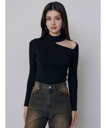 【20th Anniversary Iconic Items】ショルダーカットタートルニット