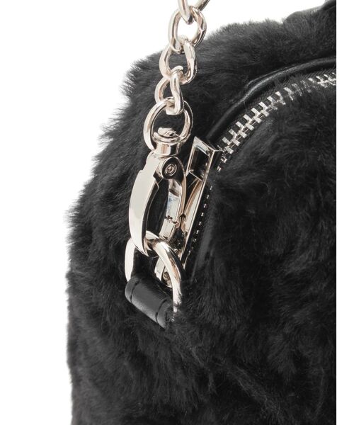 GYDA(ジェイダ)の「GYDA bijouプレートフェイクファーBAG(ハンドバッグ・レディース・ピンク/オフホワイト/ブラック・FREE)」の8枚目の写真
