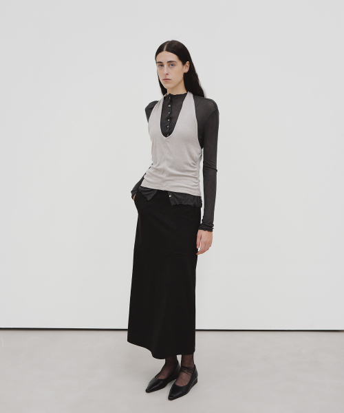 MOHAN（モハン）の「TIF HALTER-NECK SHIRRING TOP_3COLORS（Tシャツ/カットソー・レディース・チャコールグレー/アッシュブラウン/ブラウン・SMALL/MEDIUM/LARGE）」の8枚目の写真